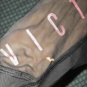 Victoria sport high waste legging